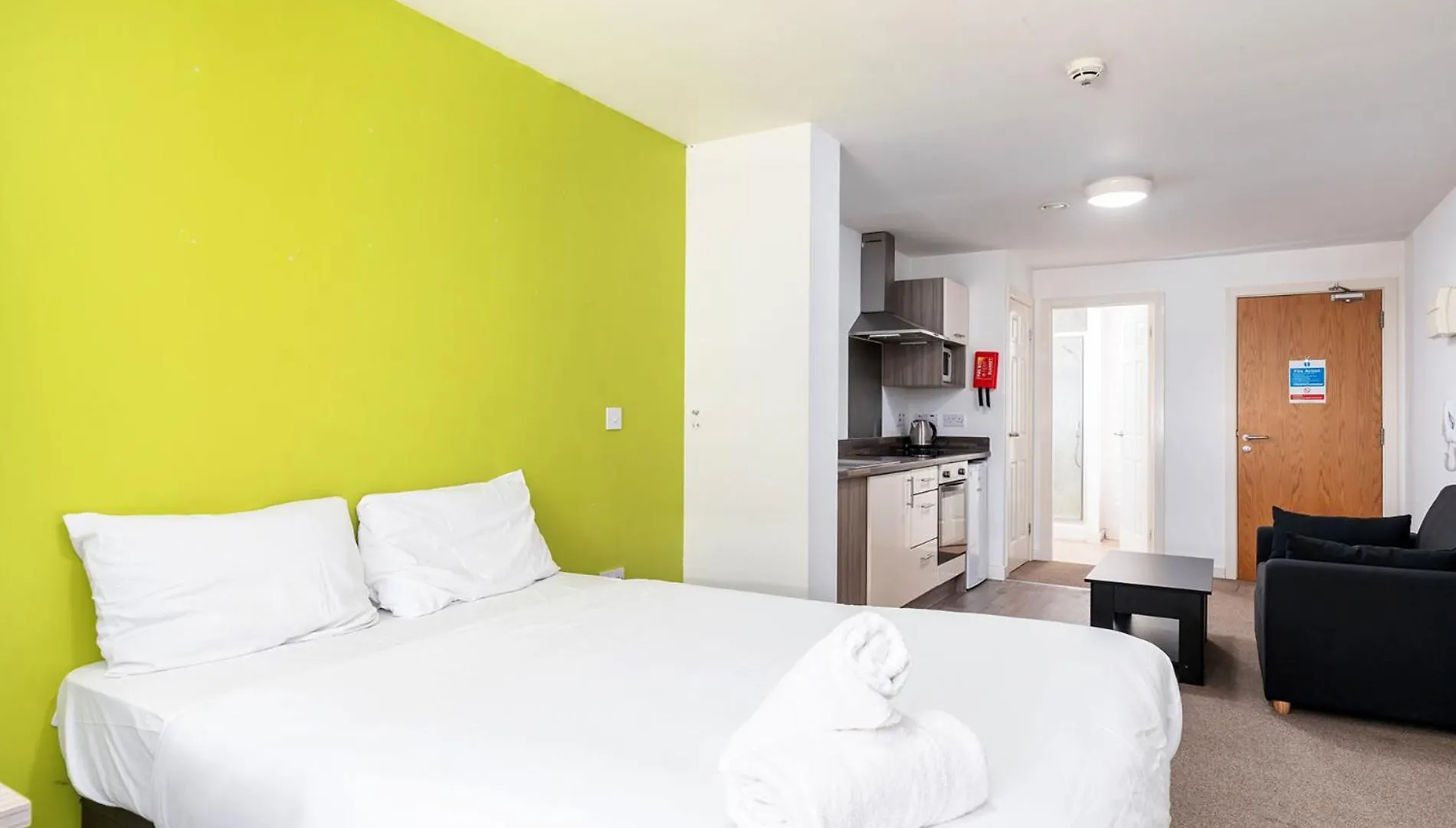 Studio Flat, Kitchenette, Workspace, Laundry Nottingham Reino Unido